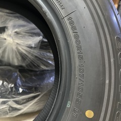 ハイエース　新車取り外しタイヤのみ4本の画像