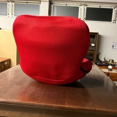 12/25まで店頭商品一部を除き半額クリスマスSALE!!開催中 イ2512-042 東急スポーツオアシス ながら骨盤チェア Smart レッド 中古美品の画像