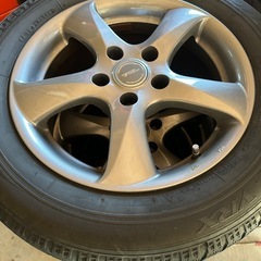 16インチ　ブリザック　ノア　ボクシーの画像