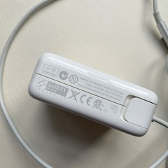 MacBook MagSafe 電源アダプター 充電器の画像
