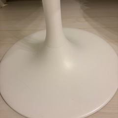 ダイニングテーブルの画像