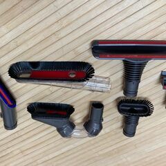 ゆかいな　Dyson の 付属品　ツール　ノズル　アタッチメント ６個セットの画像
