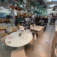 【愛品館 江戸川店 】アンティークデザイン ダイニング5点セットの画像