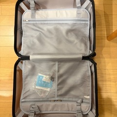 受渡者決定　スーツケース　キャリーケース  コロコロ　旅行　の画像