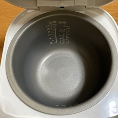 【決まりました】　未使用　炊飯器　10合炊き　大容量　ベージュ　取扱説明書の画像
