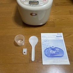 【決まりました】　未使用　炊飯器　10合炊き　大容量　ベージュ　取扱説明書の画像