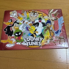 ジグソーパズル　3枚セット　アンパンマン　Looney Tunesトゥイーティーの画像