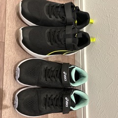 子ども靴　キッズシューズ22.5センチの画像