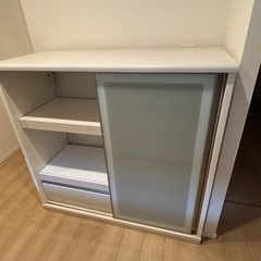 ニトリ　レンジボード・食器棚の画像