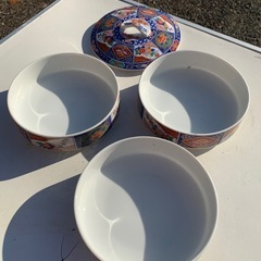 3段式食器の画像