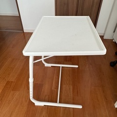 簡易テーブルの画像