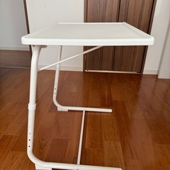 簡易テーブルの画像