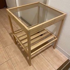 サイドテーブルの画像