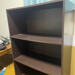 0円／引取限定　ブラウン本棚　幅61×奥行28.6×高さ88cm　まとめて引取優先 価格：0円（現状渡し・ノークレームノーリターン）の画像