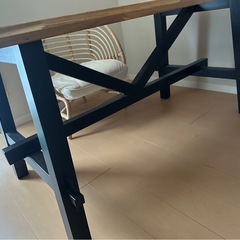 12月15日までダイニングテーブルと椅子２つの画像