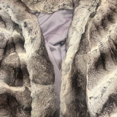 チンチラ毛皮コートの画像