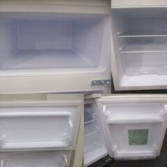 G≫小254【引取り又は自社配送限定】冷蔵庫 中古家電 ELSONIC EJ-R832W 2022年製 83L 検：冷凍冷蔵庫 エルソニック ノジマ ノンフロンの画像