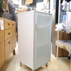 キャビネット 脚付き 1枚ガラス扉 棚板可動式 ホワイト■横幅40㎝×奥行43cm×高さ89.5cm■買取帝国 朝霞店 配達可能の画像