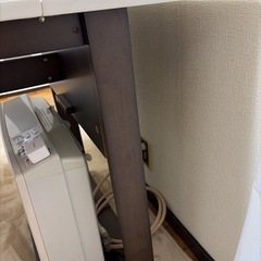 120-90✖️75 伸縮タイプのテーブルですの画像