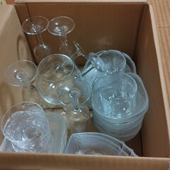 【お取引中】大量ガラス食器類の画像