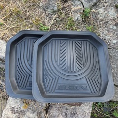 車　フロアマット　2枚の画像