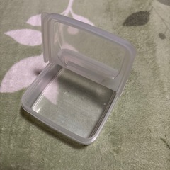 タッパー3個の画像