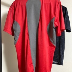 【UNDER ARMOUR】アンダーアーマー Tシャツ 2枚セット トレーニング・運動用／状態良好の画像