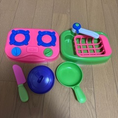 おままごとセット　コンロ　洗い場　フライパン　ごっこ遊びの画像