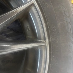 スタットレスタイヤ3本の画像