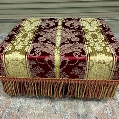 イタリア製 クラシック ソファ オットマン セット ヴィンテージ調の画像