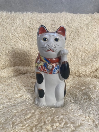 猫置物　三毛猫　招き猫　アンティーク