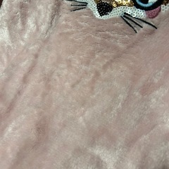 H&M130センチ　女の子　トレーナーの画像