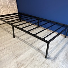 シングルベッドフレームの画像