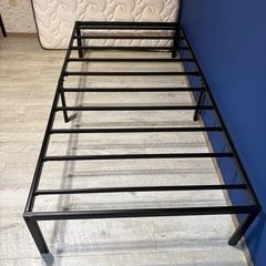 シングルベッドフレームの画像
