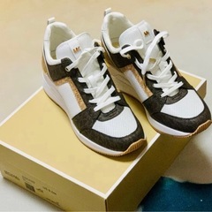 マイケルコース　ウェッジ　スニーカーの画像