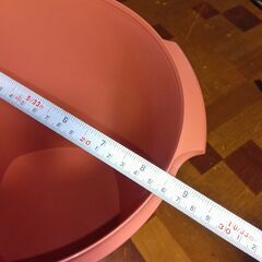 タッパーウェアの丸型保存容器②の画像