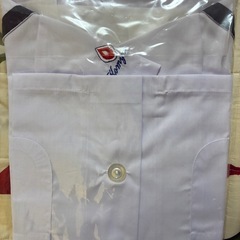 光明台幼稚園　制服　夏ブラウス(新品・未開封・未使用)　男女兼用の画像