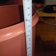 タッパーウェアの丸型保存容器③の画像