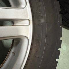 ダンロップ　175/65r15 2020年　スタッドレスタイヤの画像