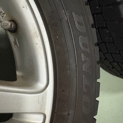 ダンロップ　175/65r15 2020年　スタッドレスタイヤの画像