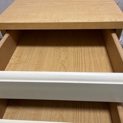 引き出し、書類入れの画像