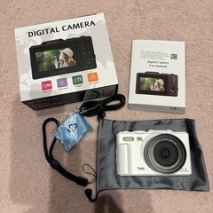 デジカメ　新品同様の画像