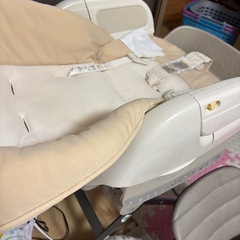 電動ハイローチェアの画像