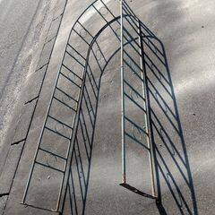 ガーデンアーチ　中古の画像