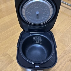 アイリスオーヤマ炊飯器 2021年製の画像