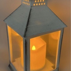 ホワイト木製ランタン LEDキャンドル付きの画像