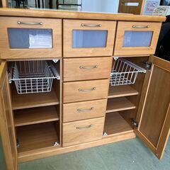 【リサイクルショップ ピカソ 小松原】🍞✨幅90 ナチュラルウッド白タイル天板 食器棚✨🍞★9854★の画像