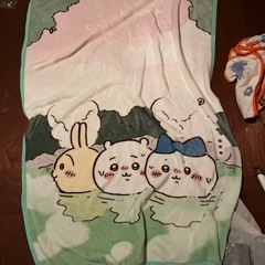 ちいかわ　毛布？の画像