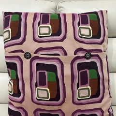 DESIGUALクッションの画像