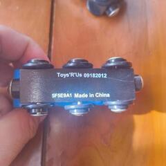 トイザらス 木製レールセット 車両まとめ レール走行OK 使用感ありの画像